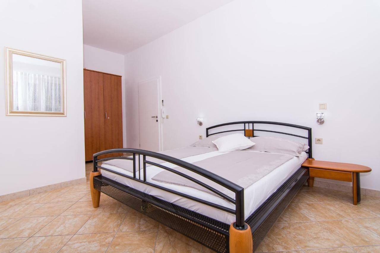 Apartmani Juric Trogir Eksteriør billede